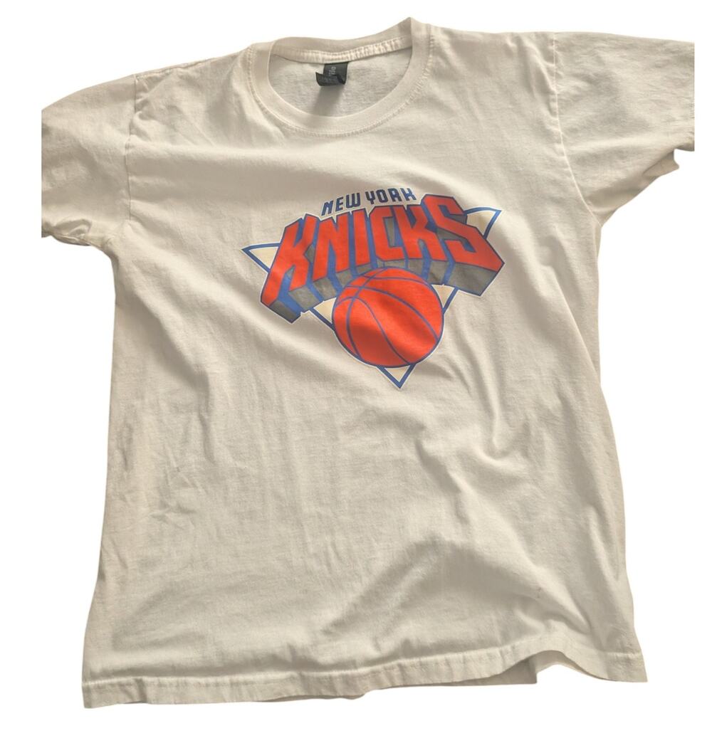 Goodlife Tees White New York Knicks Logo NBA Sports Basketball  T-Shirt Medium